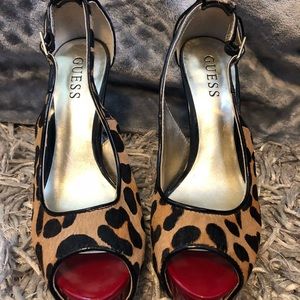 GUESS leather Leopard Peep Toe Pumps 6.5
